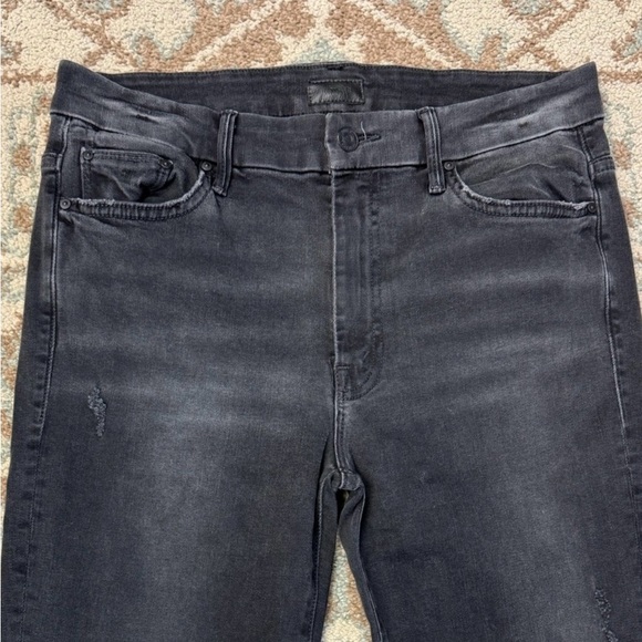 Mother High Waisted Locker Denim Jeans Faded Black
Skinny Size 30 - Picture 6 of 9